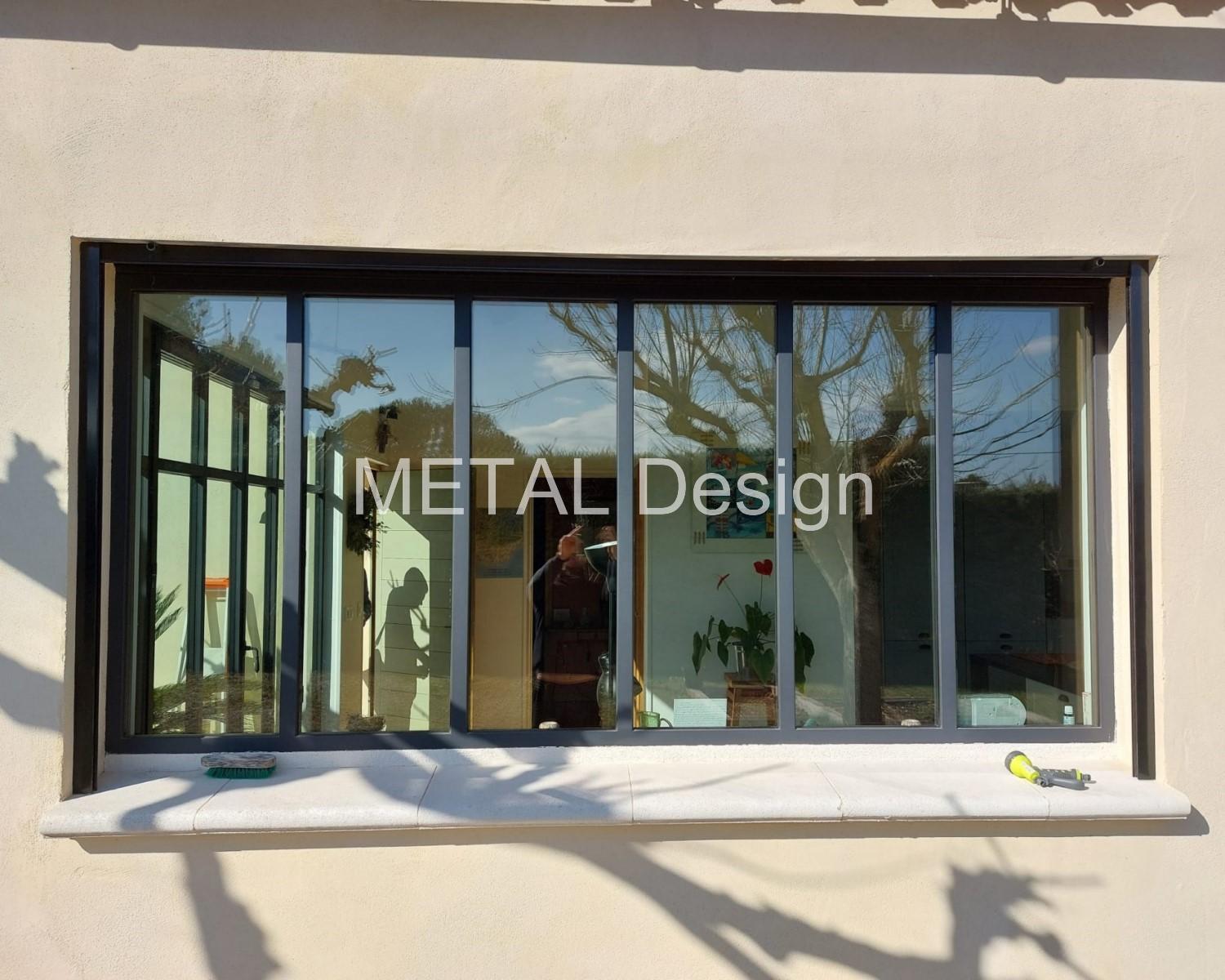 Fabrication Fenêtre metallique style atelier dans le pays d'Aix